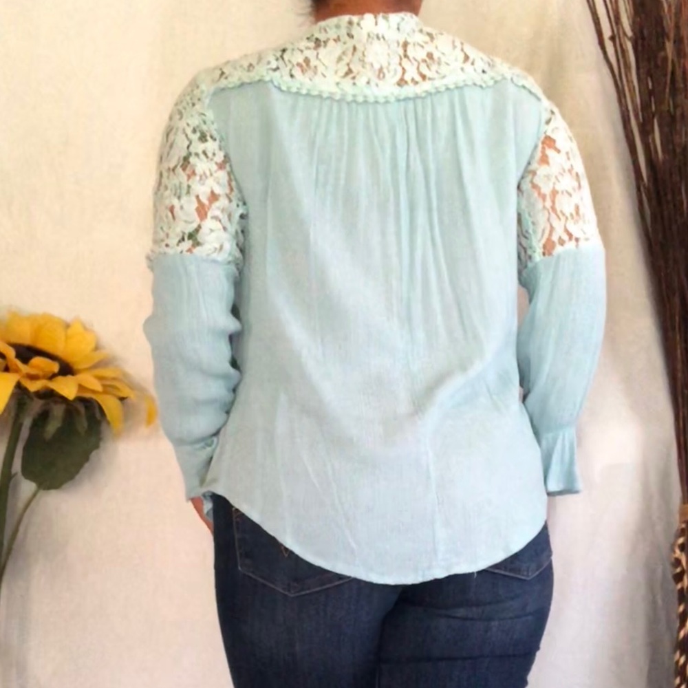 Lace Tunic - Picture 3 of 7